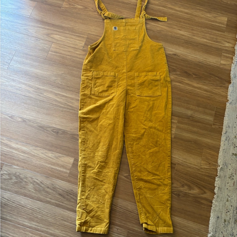 Lucy & Yak overall